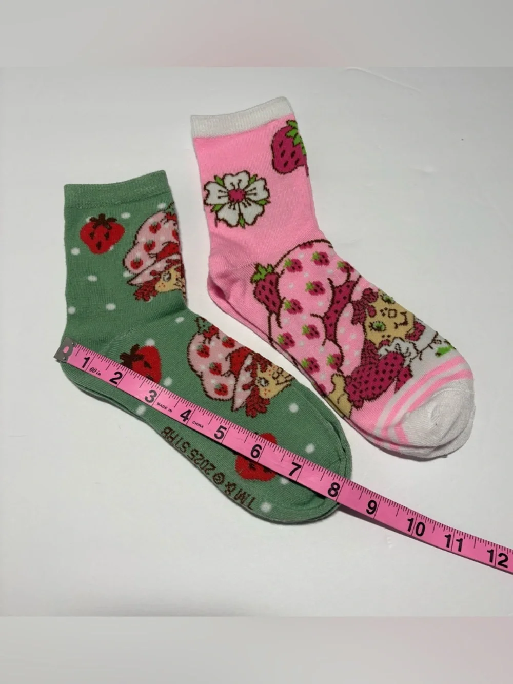 Strawberry Shortcake NWOT Kids' Socks -‎ Green & Pink